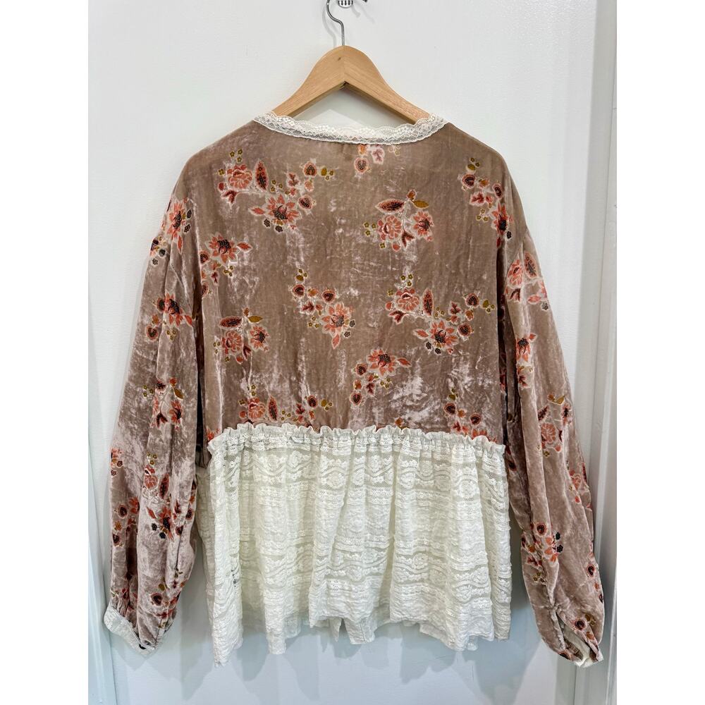 POL Velvet Floral Lace Beaded Sequin Crystal Romantic Boho Button Front Top Sz L - Picture 4 of 15